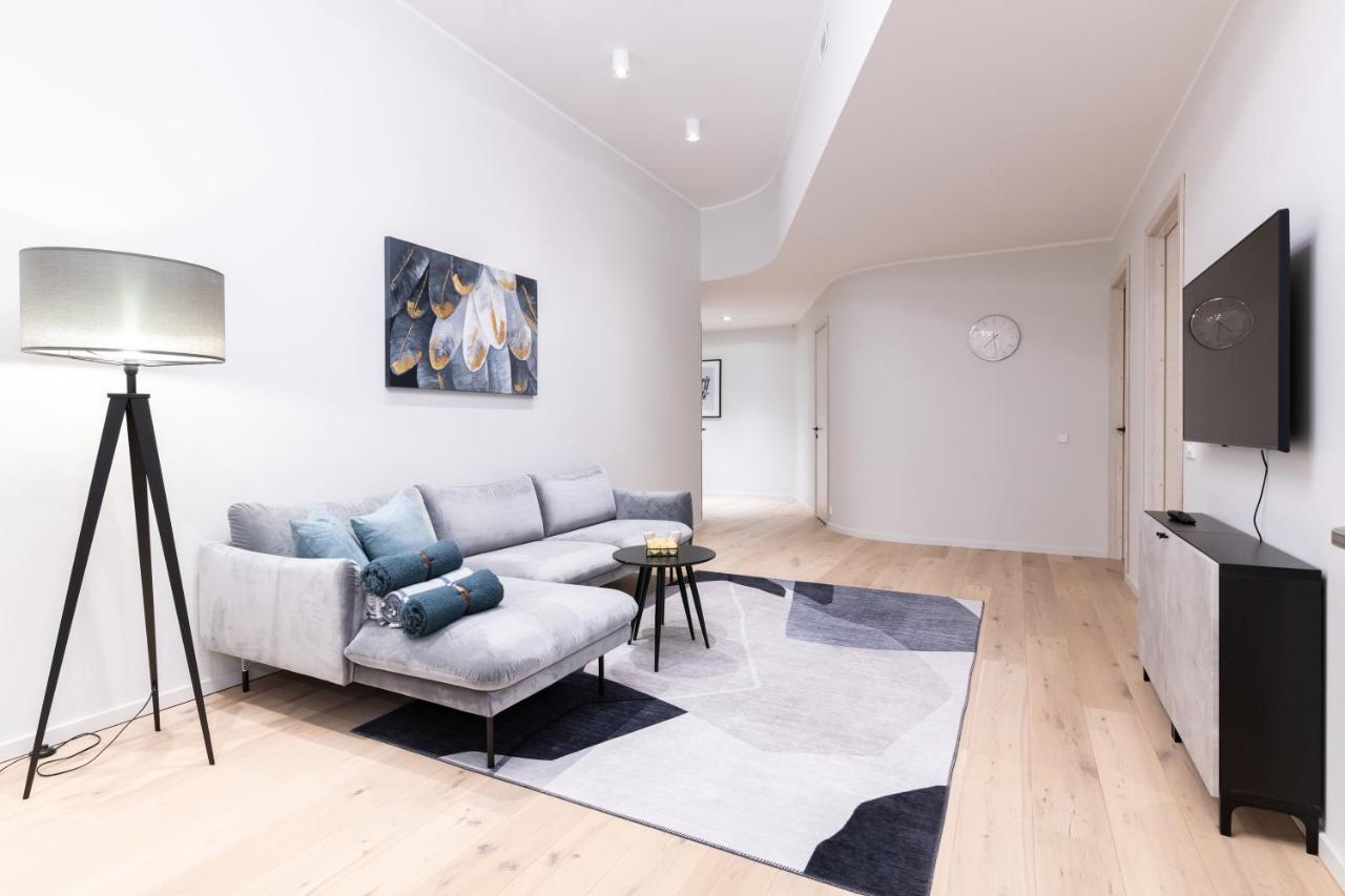 Dashaus 2 Bedroom Apartment Tallinn Luaran gambar